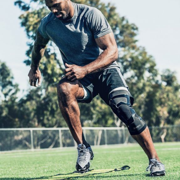 Stabilizator-na-kolano-Compex-TRIZONE-KNEE-1