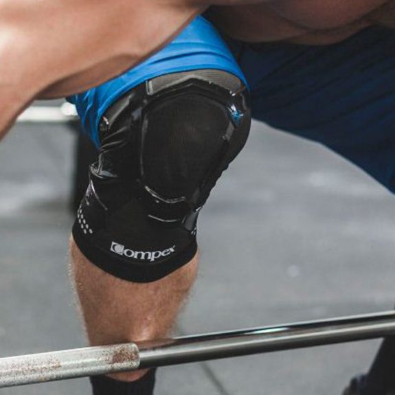 Stabilizator-na-kolano-Compex-TRIZONE-KNEE-3
